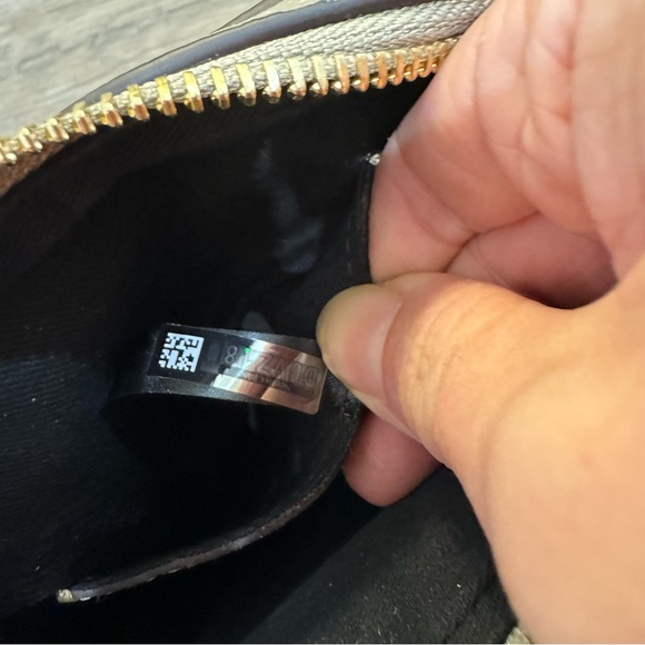 See By Chloe Joan Mini Camera Crossbody Bag Motty Grey - Picture 10 of 15